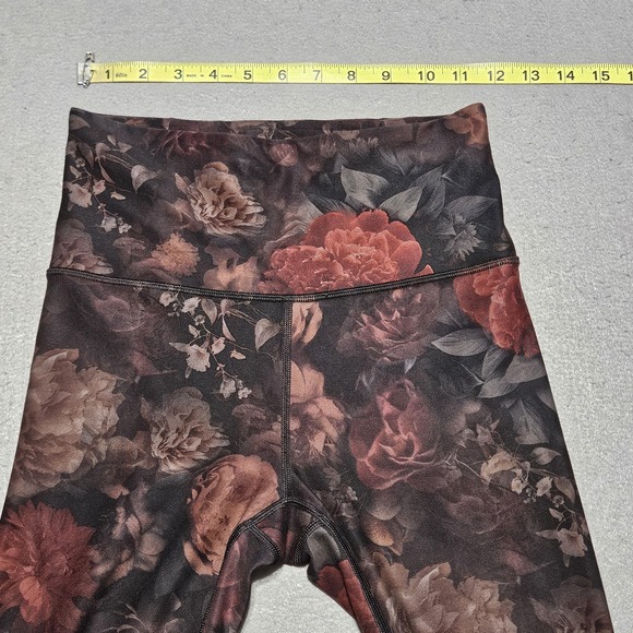 Athleta Size XS Elation Printed Tight Leggings Ankle Dark Floral Athleisure - Picture 3 of 10